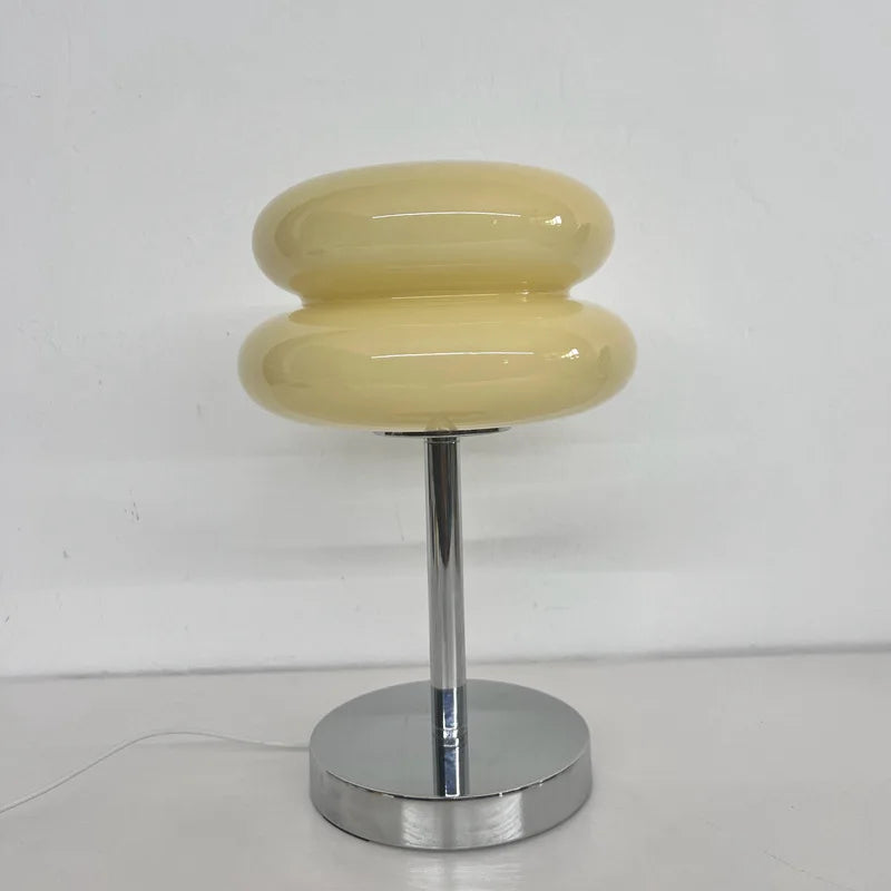 Lampe de table design scandinave - vue complète coloris pastel harmonieux