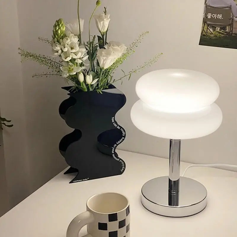 Lampe chevet design macaron rose - éclairage ambiance chambre cocooning