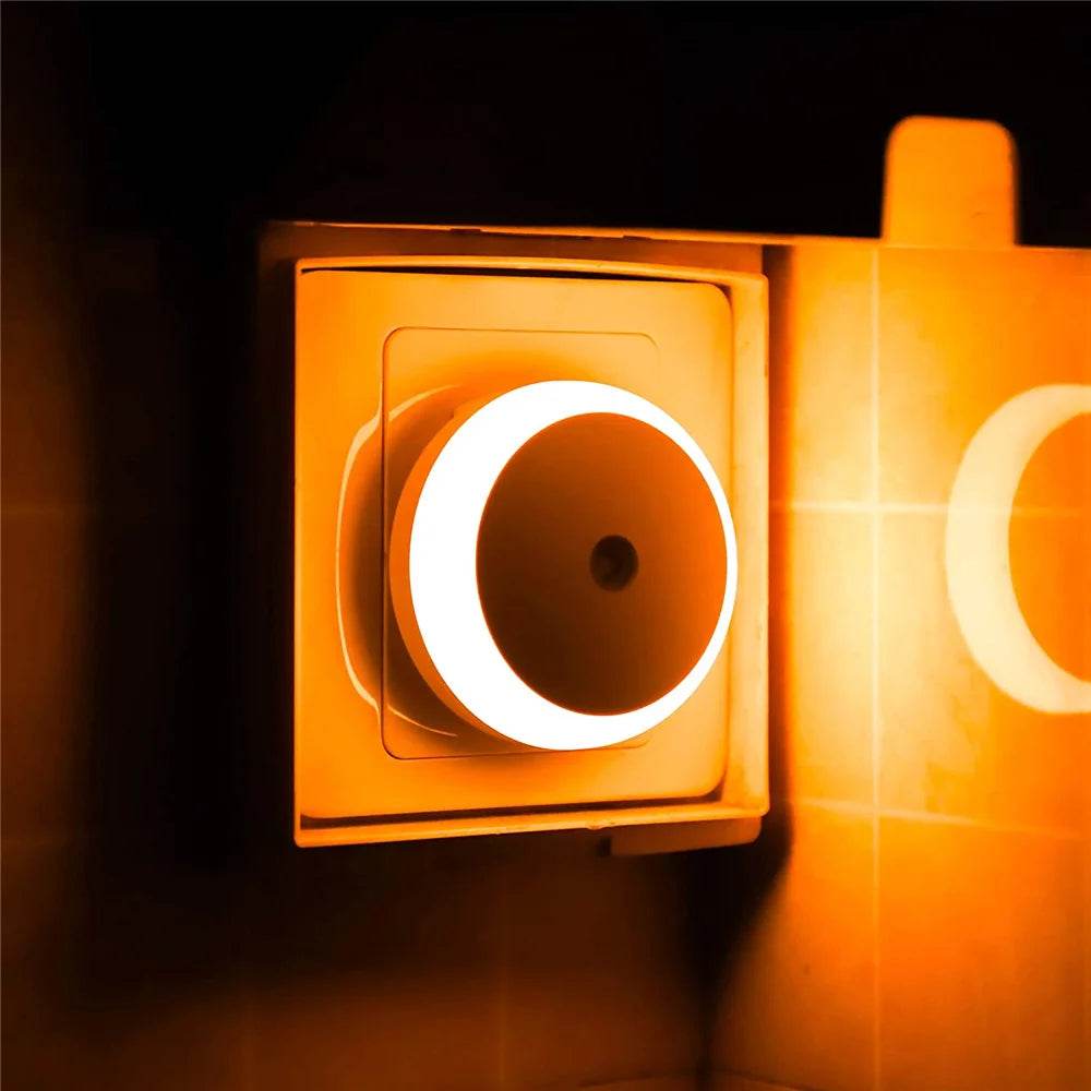 Sensor Led : LED veilleuse intelligente capteur de nuit prise ronde mur lampe de nuit salle de bain maison cuisine couloir escalier chambre veilleuse - myledly