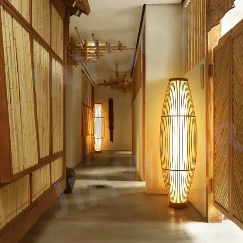 Lampadaire japonais bambou tressé - vue complète design sculptural