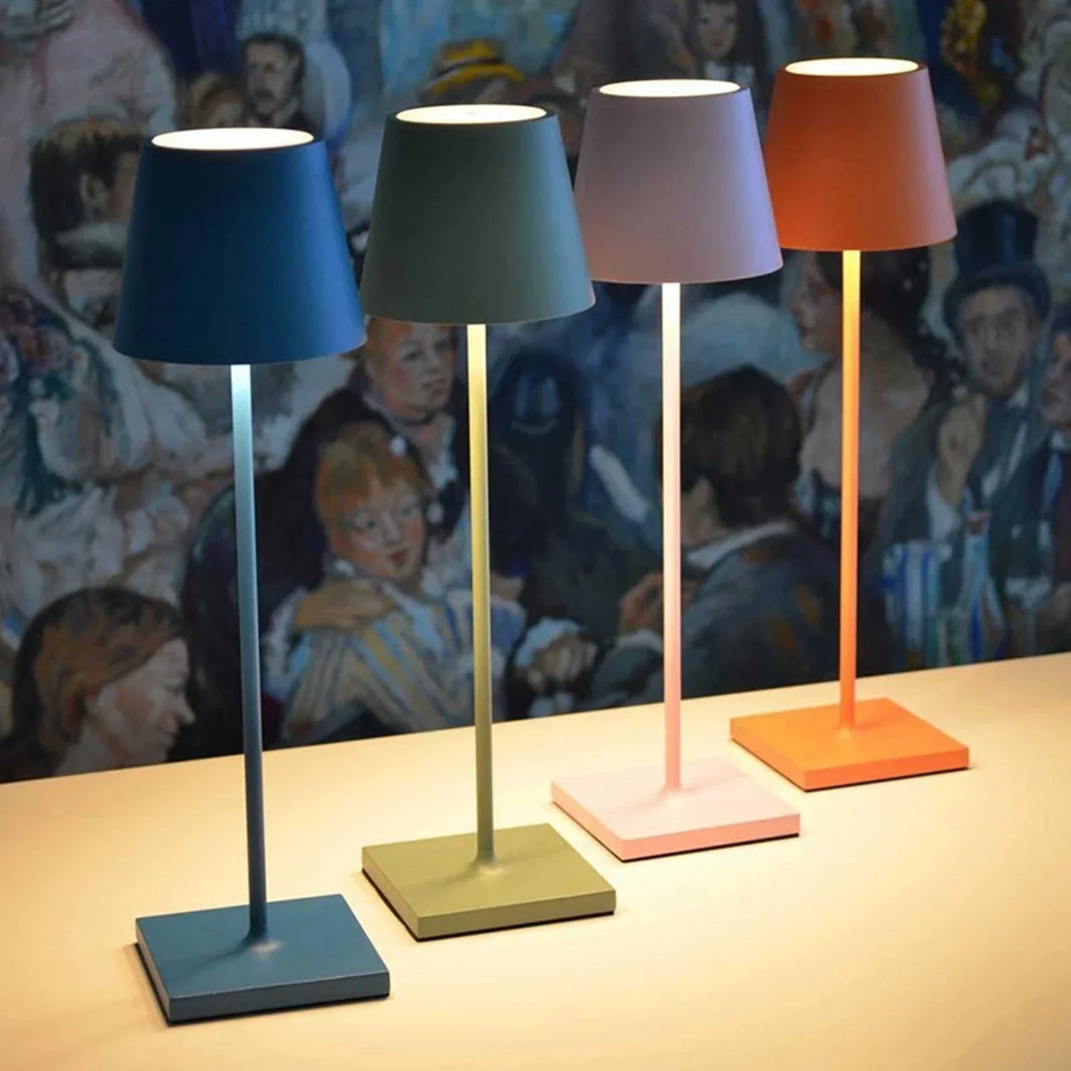 Lampe LED rechargeable portable - détail finition métal plaqué premium