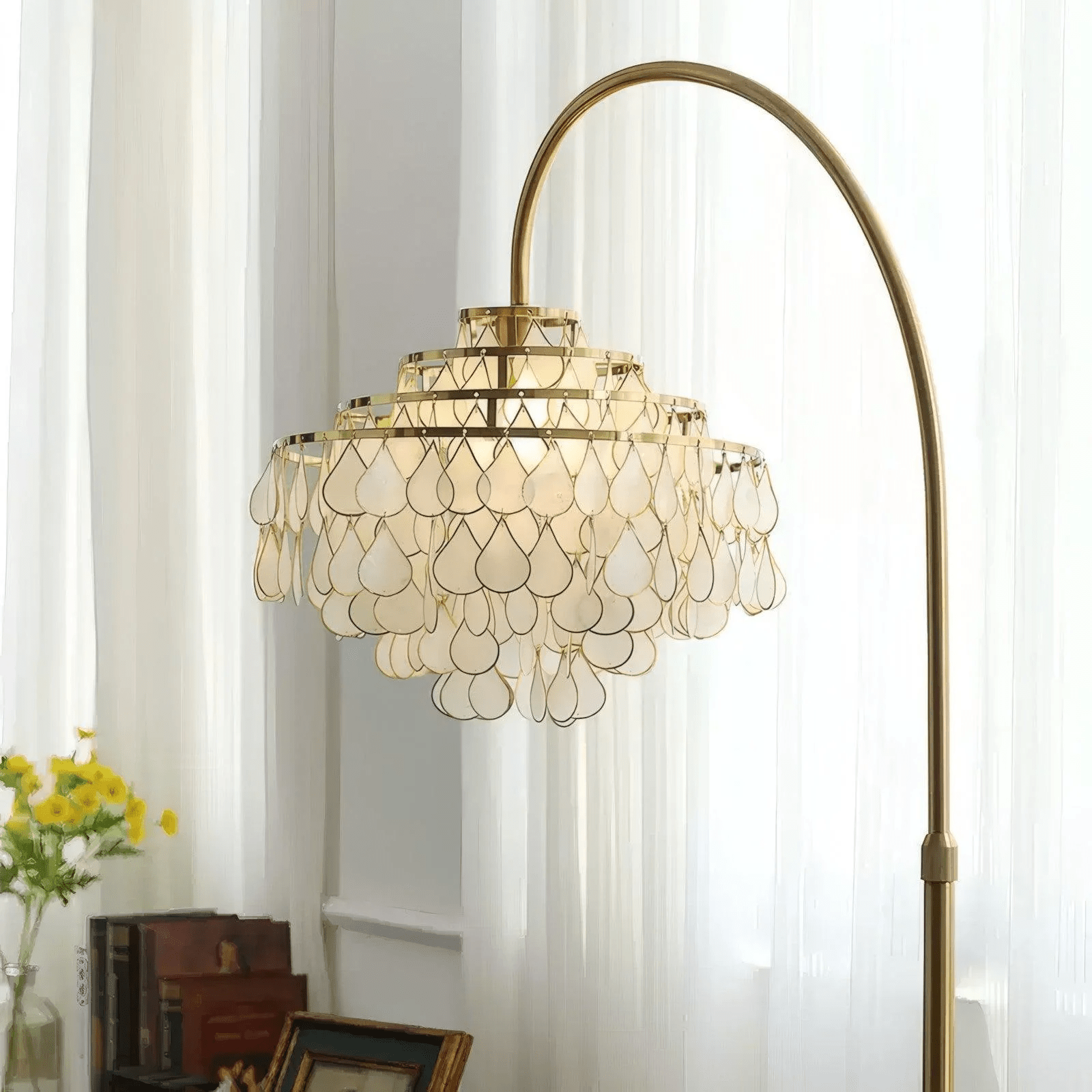 Lampadaire bronze coquillages naturels - angle vue design biophilique