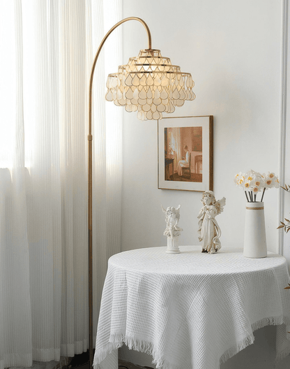  Luminaire sur pied coquillages - vue latérale structure bronze salon