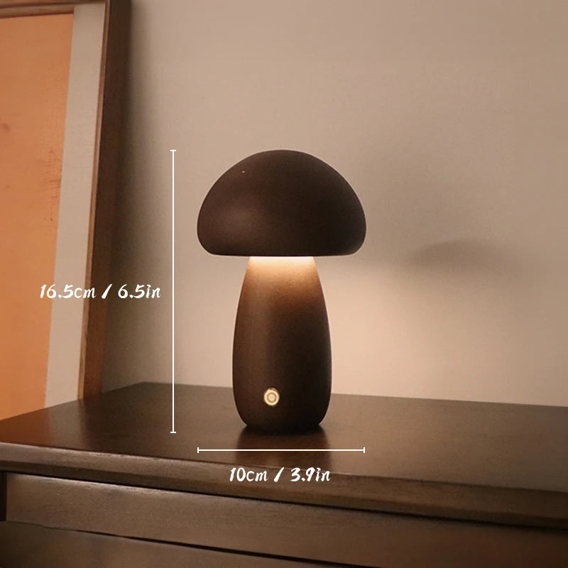 Wooden Mushroom : Lampe de chevet en bois de hêtre et de noyer, interrupteur tactile, intensité variable, rechargeable par USB