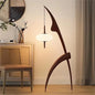 Lampadaire zen bois naturel - détail structure sculptée organique