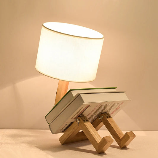Lampe de bureau en bois et bambou avec abat-jour en tissu beige