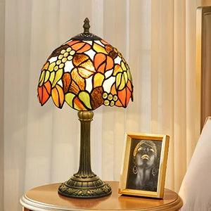 Lampe vitrail multicolore vintage - détail assemblage verre teinté main - vue salon