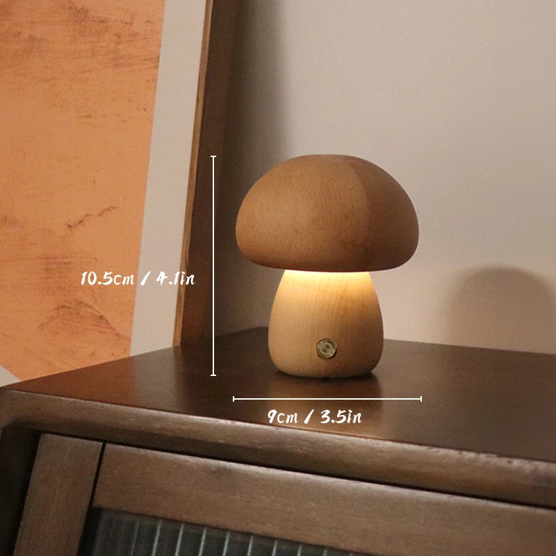 Wooden Mushroom : Lampe de chevet en bois de hêtre et de noyer, interrupteur tactile, intensité variable, rechargeable par USB